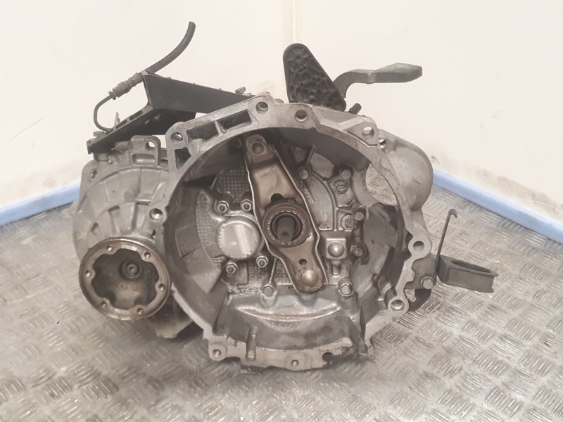 Recambio de caja cambios para volkswagen golf v (1k1) 1.4 tsi referencia OEM IAM JXP16117 379122 02S300046HV