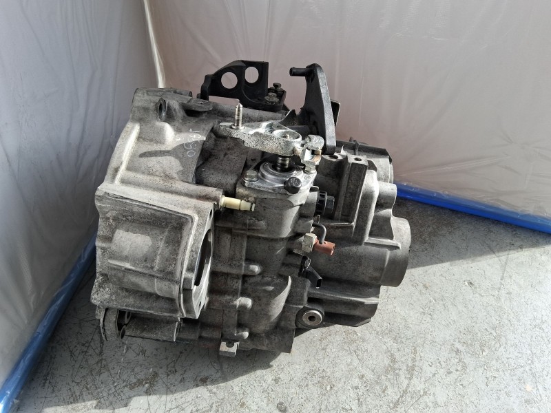 Recambio de caja cambios para audi q3 (8ub, 8ug) 2.0 tdi quattro referencia OEM IAM QQN 28105P02 1415060756