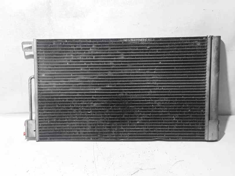 Recambio de condensador / radiador aire acondicionado para fiat punto (199) easy referencia OEM IAM 51931470 13400150 BERH