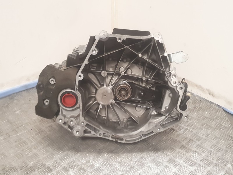 Recambio de caja cambios para mazda cx-30 (dm) skyactiv-x m hybrid referencia OEM IAM K1T06 3240H 6 VELOCIDADES