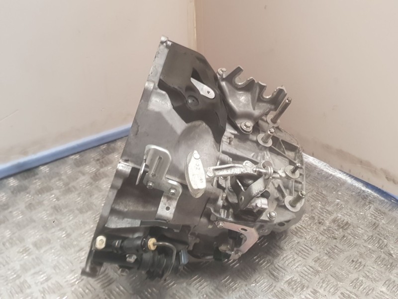 Recambio de caja cambios para mazda cx-30 (dm) skyactiv-x m hybrid referencia OEM IAM K1T06 3240H 6 VELOCIDADES