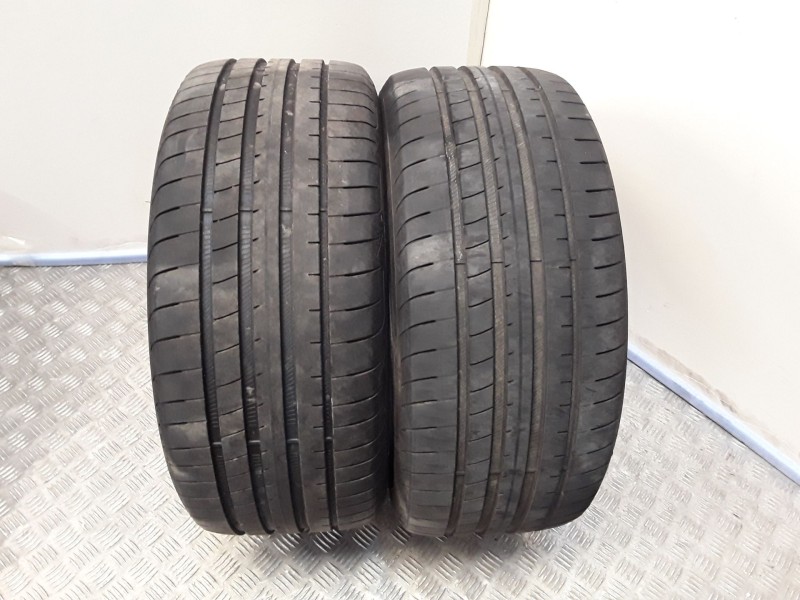 Recambio de neumatico pareja para neumaticos reutilizados - referencia OEM IAM 245451799Y GOODYEAR 245/45/17/99Y
