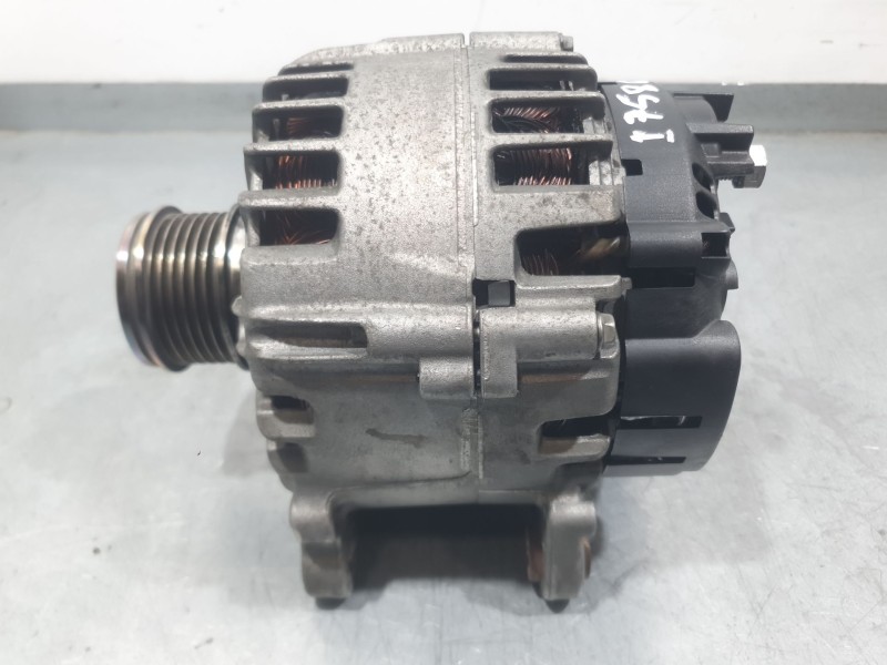 Recambio de alternador para audi q3 (8ub, 8ug) 2.0 tdi quattro referencia OEM IAM 04L903023L 2627025A VALEO