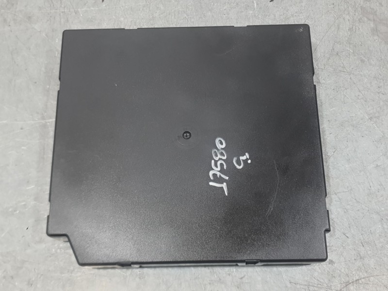 Recambio de caja reles / fusibles para audi q3 (8ub, 8ug) 2.0 tdi quattro referencia OEM IAM 8X0907063AB P40116325DK009 HELLA