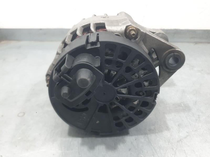 Recambio de alternador para fiat stilo (192_) 1.9 jtd (192_xe1a) referencia OEM IAM 46809068 63321859 DENSO