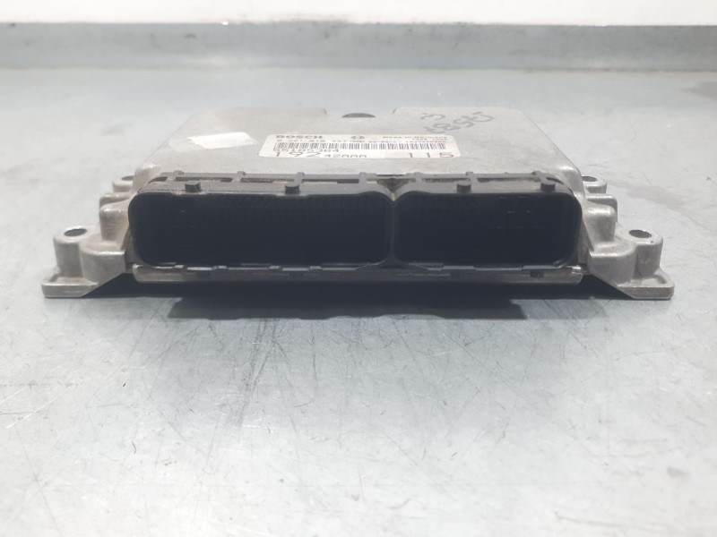 Recambio de centralita motor uce para fiat stilo (192_) 1.9 jtd (192_xe1a) referencia OEM IAM 55185364 0281010337 BOSCH
