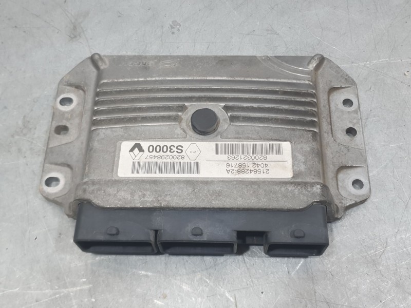 Recambio de centralita motor uce para renault megane ii (bm0/1_, cm0/1_) 1.6 16v (bm0c, cm0c) referencia OEM IAM 8200298457  