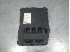 CAJA RELES / FUSIBLES 8200309690 