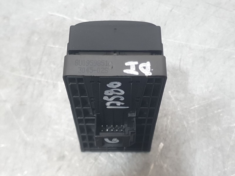 Recambio de mando elevalunas delantero izquierdo para audi q3 (8ub, 8ug) 2.0 tdi quattro referencia OEM IAM 8U0959851  