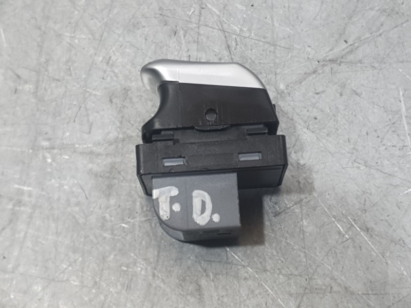Recambio de mando elevalunas trasero derecho para audi q3 (8ub, 8ug) 2.0 tdi quattro referencia OEM IAM 4H0959855A  