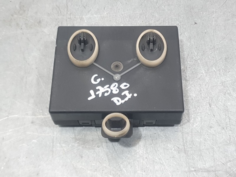 Recambio de modulo electronico para audi q3 (8ub, 8ug) 2.0 tdi quattro referencia OEM IAM 8X0959793K D. IZQUIERDO 