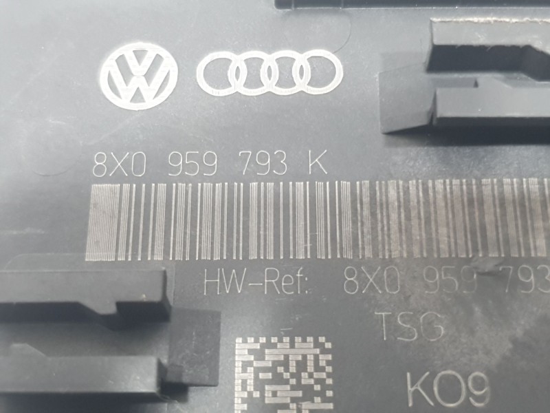 Recambio de modulo electronico para audi q3 (8ub, 8ug) 2.0 tdi quattro referencia OEM IAM 8X0959793K D. IZQUIERDO 