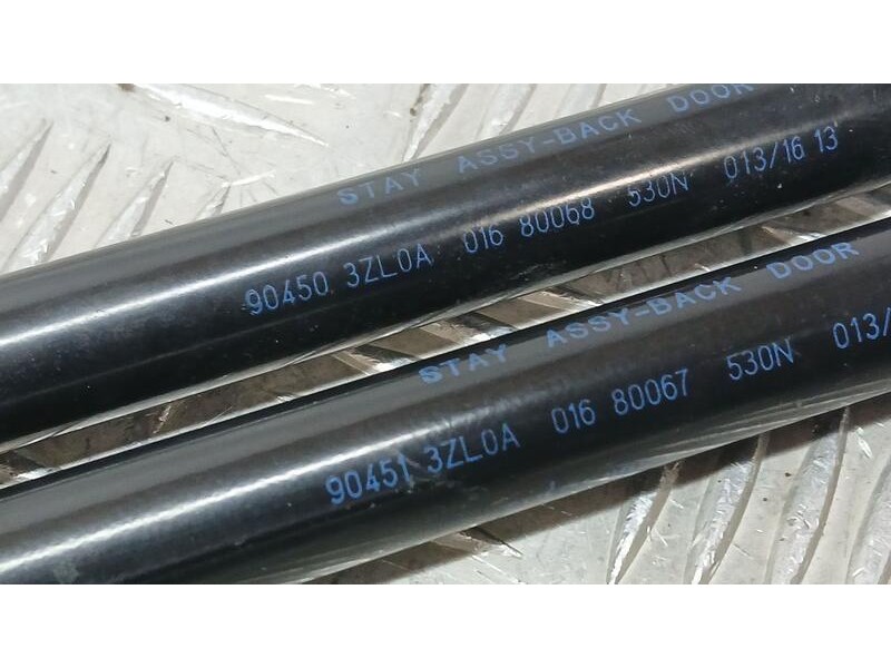 Recambio de amortiguadores maletero / porton para nissan pulsar (c13) acenta referencia OEM IAM 904503ZLOA PAREJA 