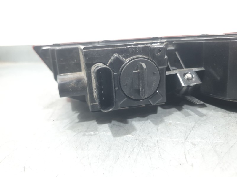 Recambio de piloto trasero izquierdo paragolpes para audi q3 (8ub, 8ug) 2.0 tdi quattro referencia OEM IAM 8U0945095D  