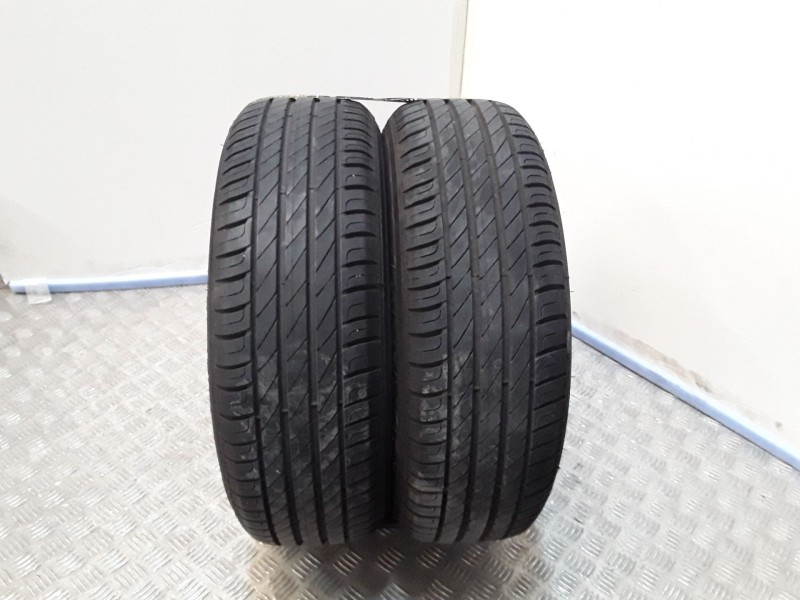 Recambio de neumatico pareja para neumaticos reutilizados - referencia OEM IAM 185651588T KLEBER 185/65/15/88T
