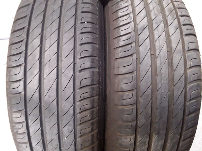 Recambio de neumatico pareja para neumaticos reutilizados - referencia OEM IAM 185651588T KLEBER 185/65/15/88T