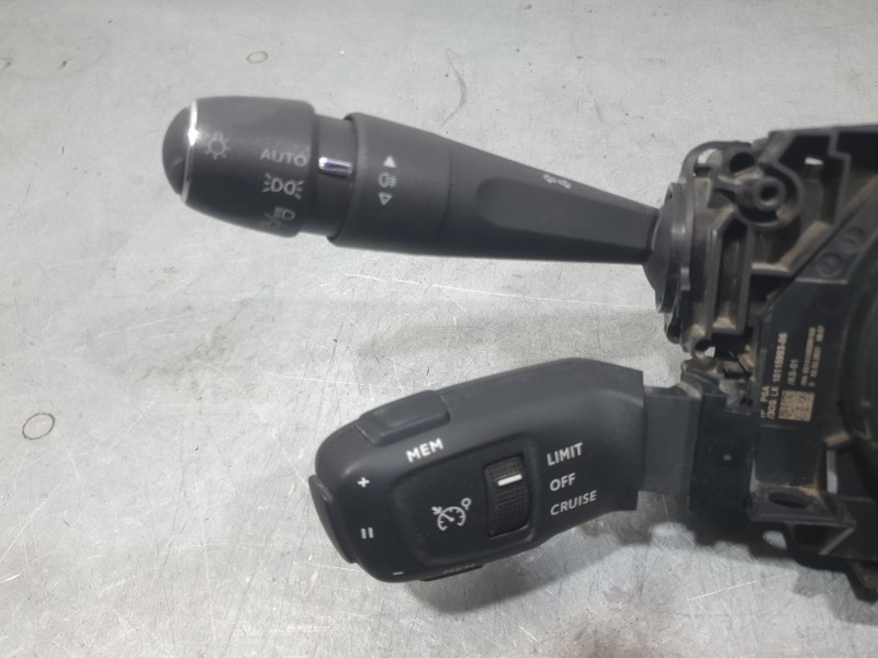 Recambio de mando luces y limpia para peugeot 3008 allure pack referencia OEM IAM 98312608ZD  