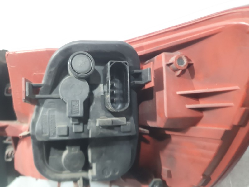 Recambio de piloto trasero izquierdo exterior para audi a6 c6 avant (4f5) 3.0 tdi quattro referencia OEM IAM 4F9945095H 89037044