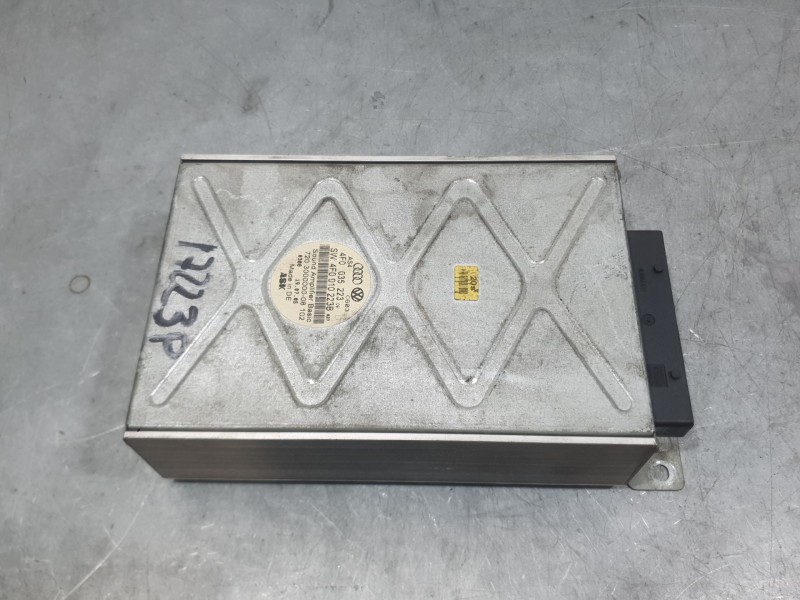 Recambio de amplificador radio para audi a6 c6 avant (4f5) 3.0 tdi quattro referencia OEM IAM 4F0910223B  