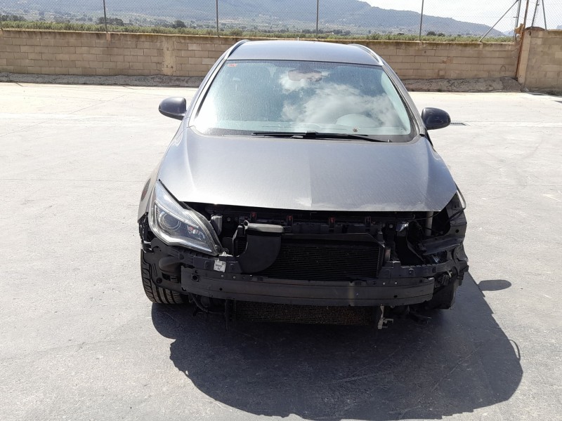 opel astra h sedán (a04) del año 2011