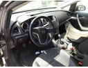 opel astra h sedán (a04) del año 2011
