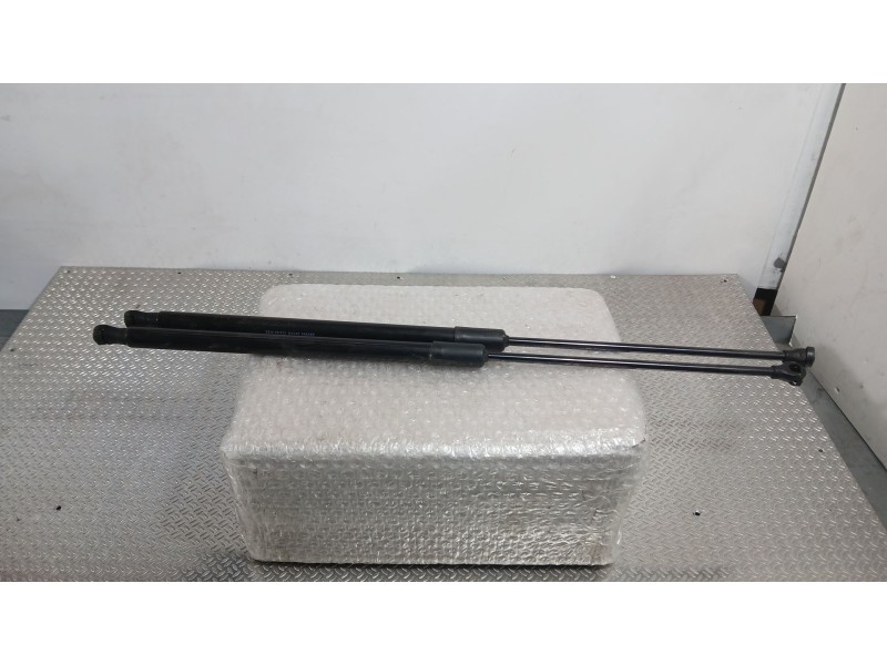 Recambio de amortiguadores maletero / porton para seat leon (kl1, klg) 1.5 tsi referencia OEM IAM 5FA827550C PAREJA 
