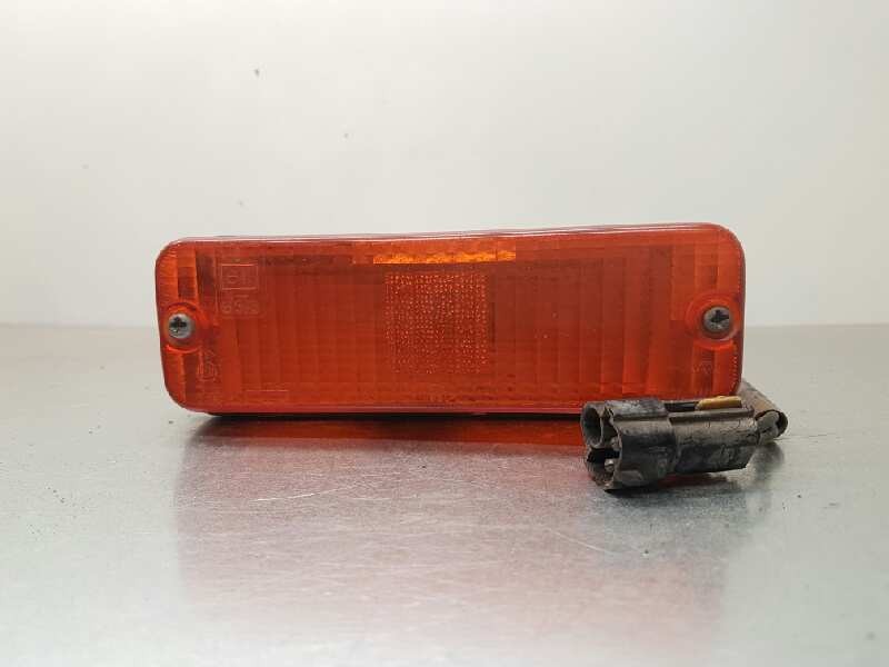 Recambio de piloto delantero derecho para leyland daf 400 referencia OEM IAM   