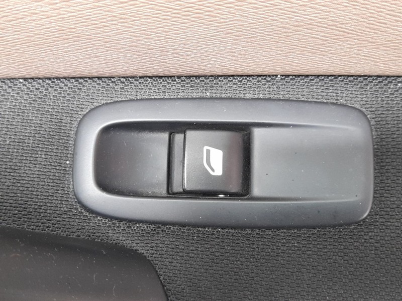 Recambio de mando elevalunas trasero derecho para citroën c4 grand picasso ii (da_, de_) 1.6 hdi / bluehdi 115 referencia OEM IA