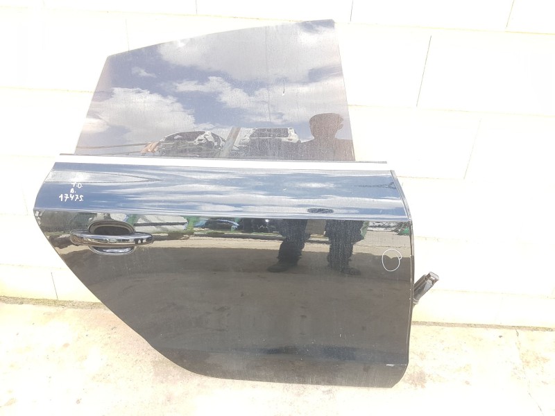 Recambio de puerta trasera derecha para audi a5 sportback (8ta) 2.0 tdi referencia OEM IAM 8T8833052D r TOCADA