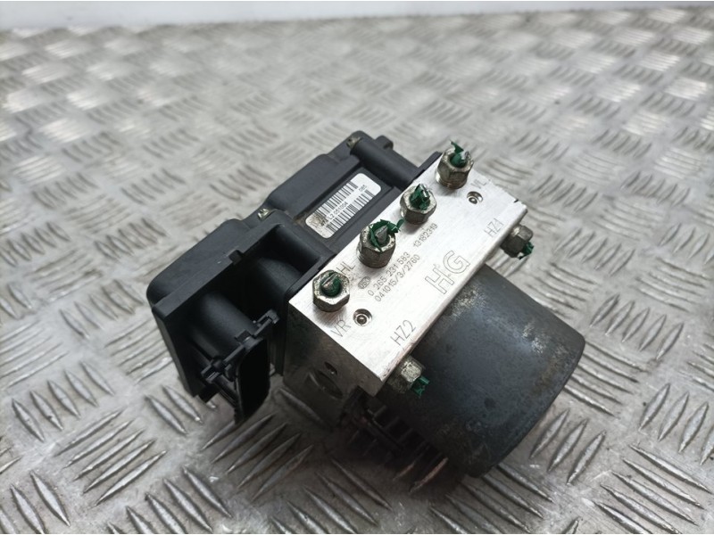 Recambio de abs para opel corsa c cosmo referencia OEM IAM 13182319 0265231583 BOSCH