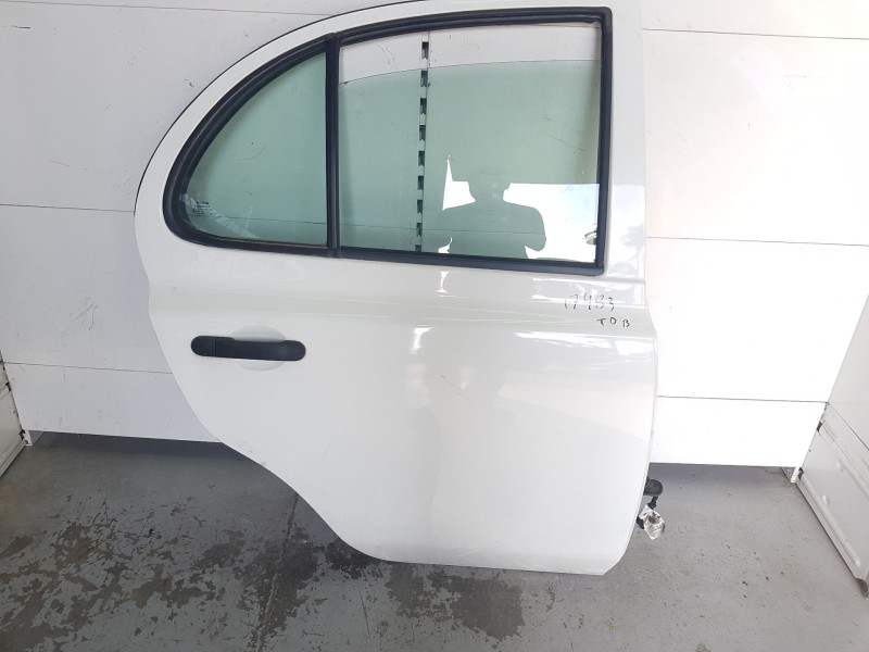 Recambio de puerta trasera derecha para nissan micra iii (k12) 1.2 16v referencia OEM IAM 82100AX130  