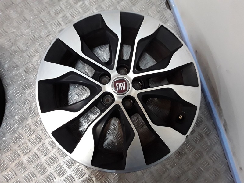 Recambio de juego llantas aluminio para fiat tipo station wagon (356_, 357_) 1.5 t4 hybrid referencia OEM IAM 6.5X16 5 TORN ET39