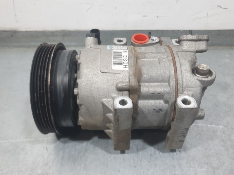 Recambio de compresor aire acondicionado para kia cee´d drive referencia OEM IAM 977012H240 F500AN8CA03 