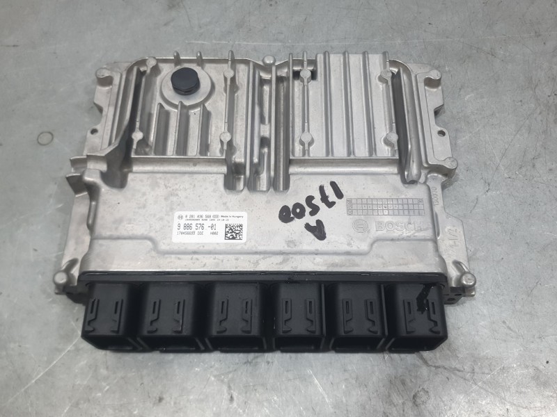 Recambio de centralita motor uce para bmw 1 (f40) 116 d referencia OEM IAM 9886579 0281036568 BOSCH