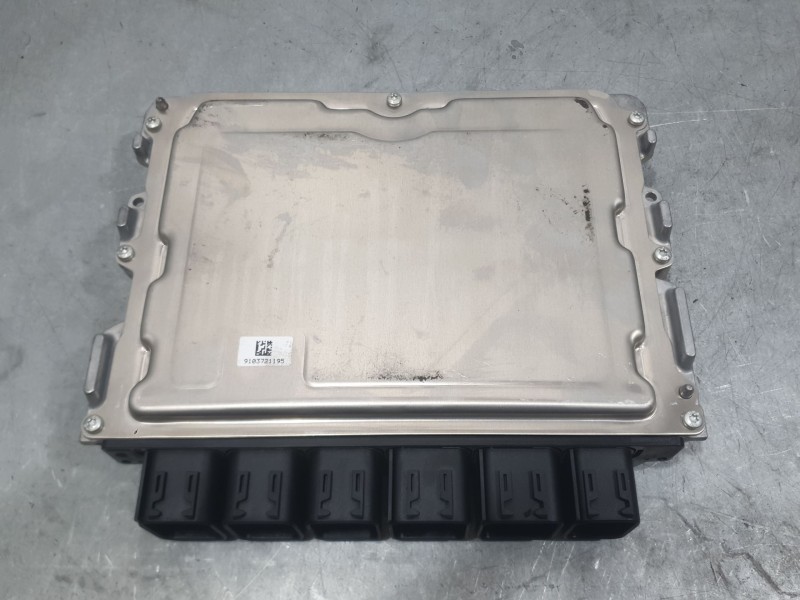 Recambio de centralita motor uce para bmw 1 (f40) 116 d referencia OEM IAM 9886579 0281036568 BOSCH
