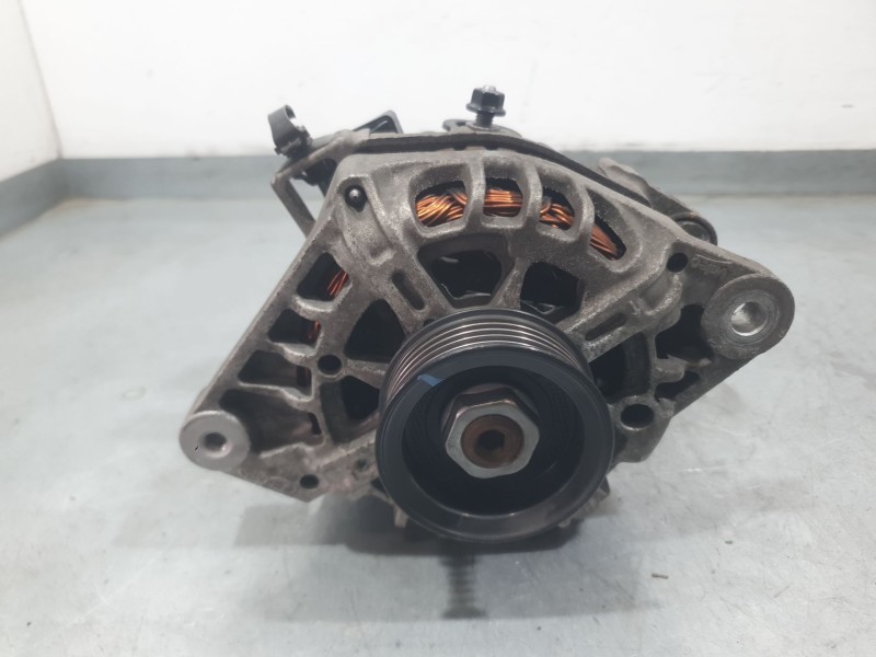 Recambio de alternador para hyundai i20 ii (gb, ib) 1.2 referencia OEM IAM 3730003355 2622650 VALEO