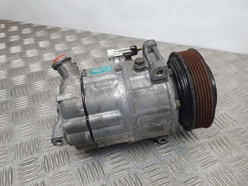 Recambio de compresor aire acondicionado para opel signum cosmo referencia OEM IAM 13140505 981604 VALEO