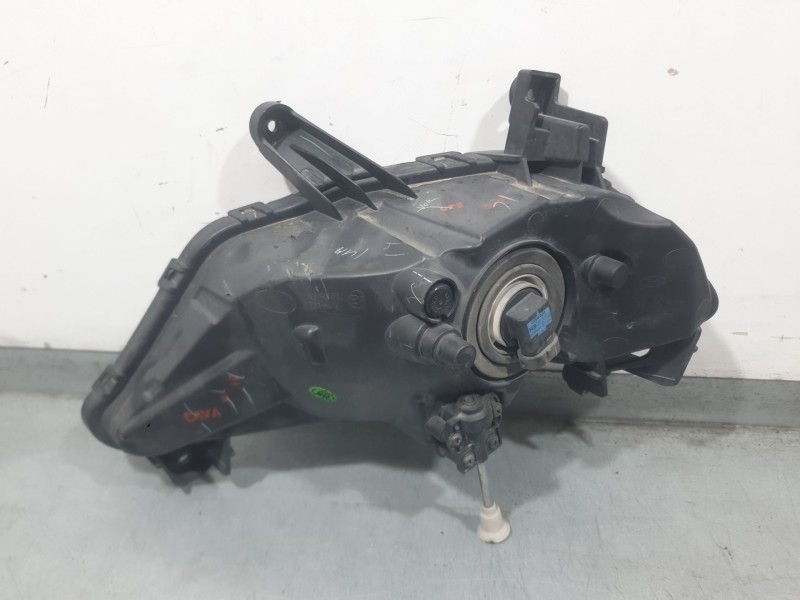 Recambio de faro antiniebla derecho para hyundai i20 ii (gb, ib) 1.2 referencia OEM IAM 92202C8000  