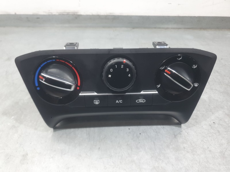 Recambio de mando calefaccion / aire acondicionado para hyundai i20 ii (gb, ib) 1.2 referencia OEM IAM 97250C8011  