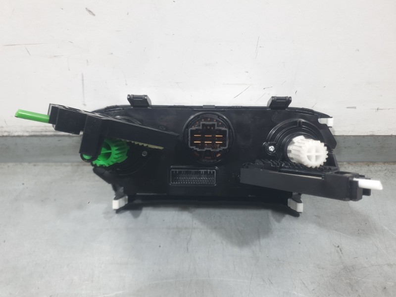 Recambio de mando calefaccion / aire acondicionado para hyundai i20 ii (gb, ib) 1.2 referencia OEM IAM 97250C8011  