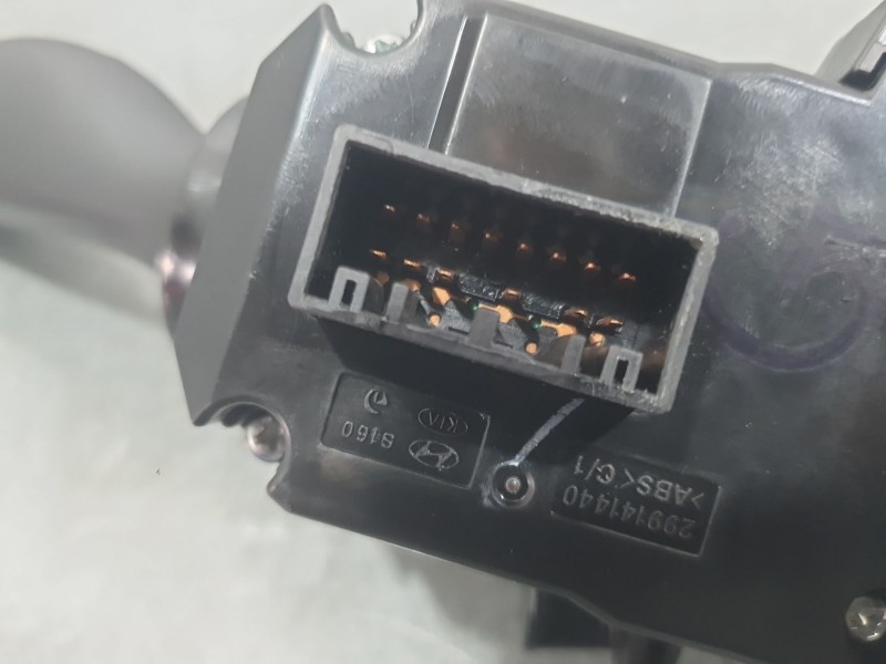 Recambio de mando luces y limpia para hyundai i20 ii (gb, ib) 1.2 referencia OEM IAM 299141440 299141431 