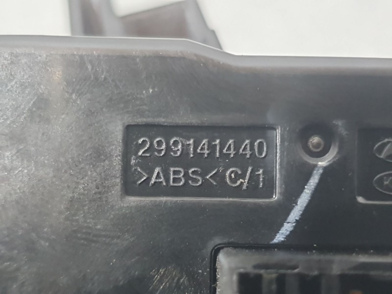 Recambio de mando luces y limpia para hyundai i20 ii (gb, ib) 1.2 referencia OEM IAM 299141440 299141431 