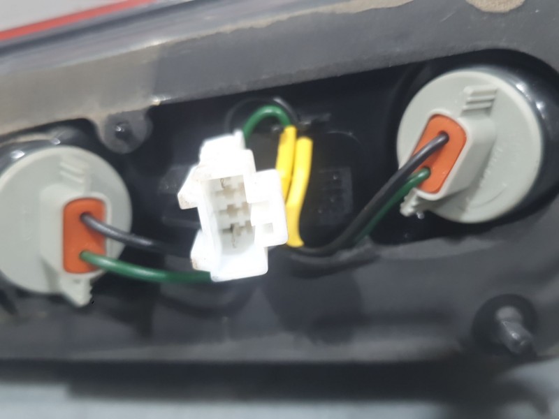 Recambio de piloto trasero izquierdo interior para hyundai i20 ii (gb, ib) 1.2 referencia OEM IAM 92403C8000 5CLR MAKO