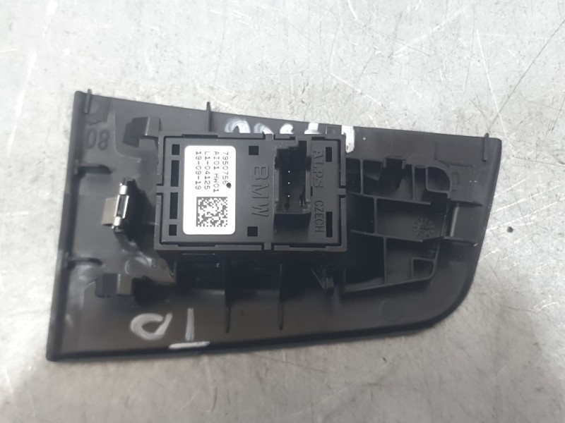 Recambio de mando elevalunas delantero derecho para bmw 1 (f40) 116 d referencia OEM IAM 7950756  