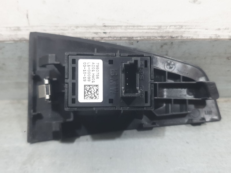 Recambio de mando elevalunas trasero izquierdo para bmw 1 (f40) 116 d referencia OEM IAM 7950756  