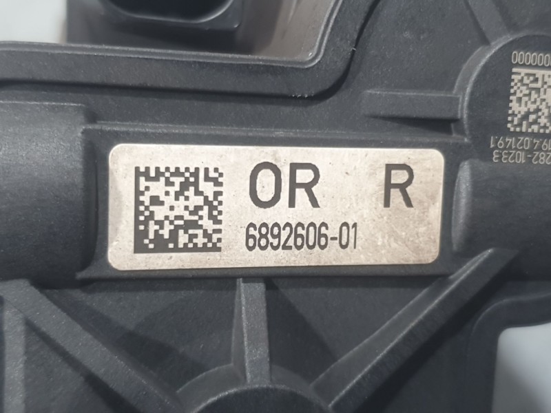 Recambio de pinza freno trasera derecha para bmw 1 (f40) 116 d referencia OEM IAM 689260601  