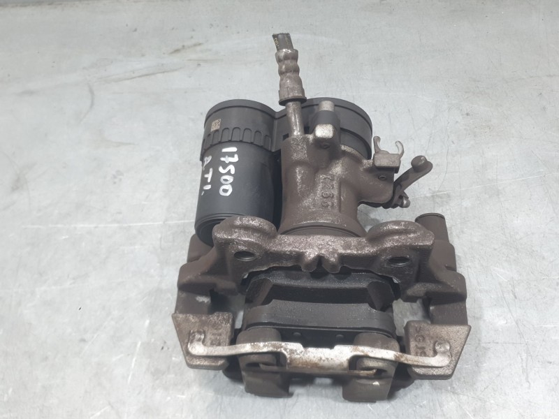 Recambio de pinza freno trasera izquierda para bmw 1 (f40) 116 d referencia OEM IAM 689260501  