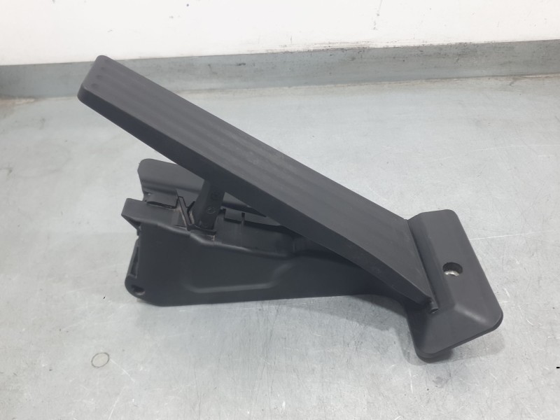 Recambio de potenciometro pedal para bmw 1 (f40) 116 d referencia OEM IAM 35426853176  