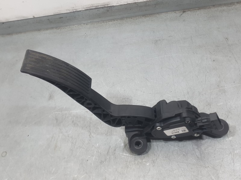 Recambio de potenciometro pedal para hyundai i20 ii (gb, ib) 1.2 referencia OEM IAM 32700B9010 B9010 