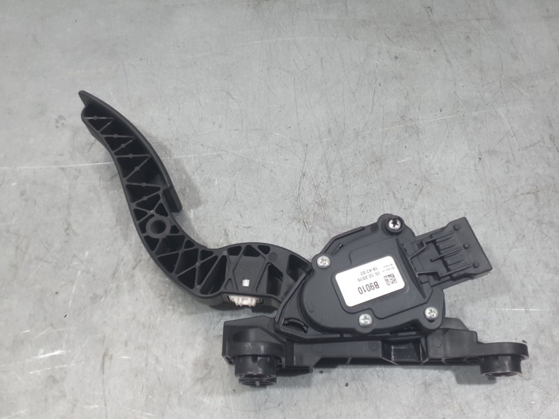 Recambio de potenciometro pedal para hyundai i20 ii (gb, ib) 1.2 referencia OEM IAM 32700B9010 B9010 